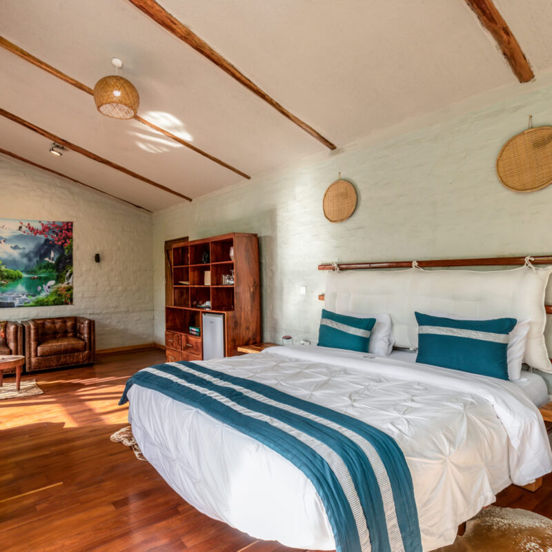 Private & Luxury Gorilla Trekking Tour In Bwindi: 5-Day Itinerary