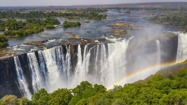 Victoria Falls Serengeti and Gorilla Trekking African Safari (14 Days)